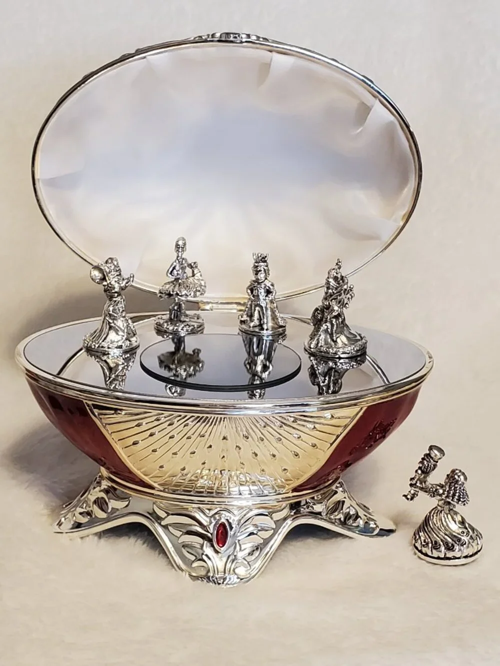 Wallace Silver Nutcracker Dancing Holiday Egg-Nutcracker Suite 5 3/4